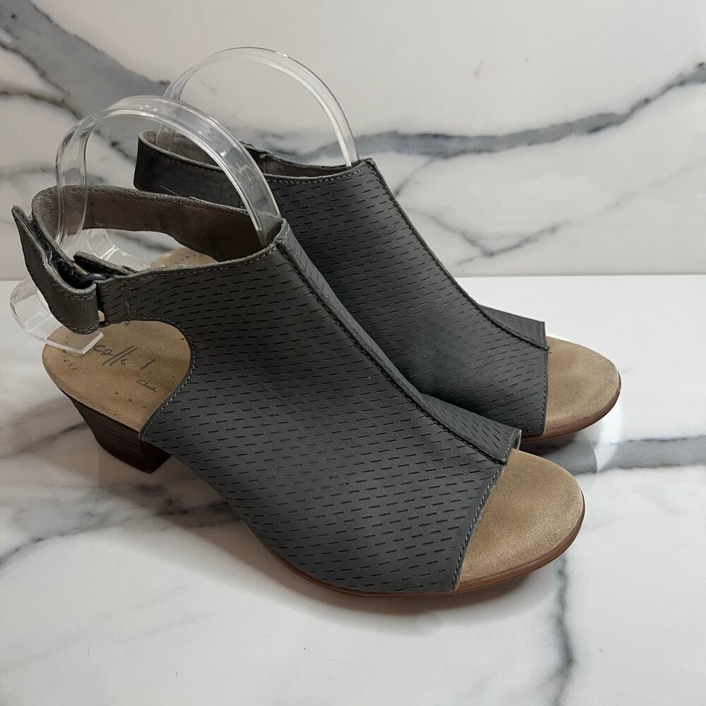 Clarks Women's Grey Leather Slingback Valarie James Booties Sz 7.5 Boho Festival